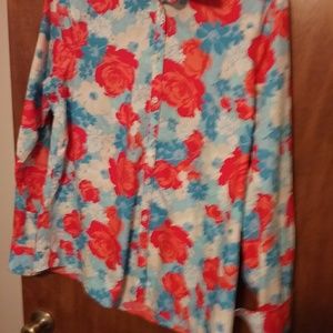 Land's End floral long sleeve shirt